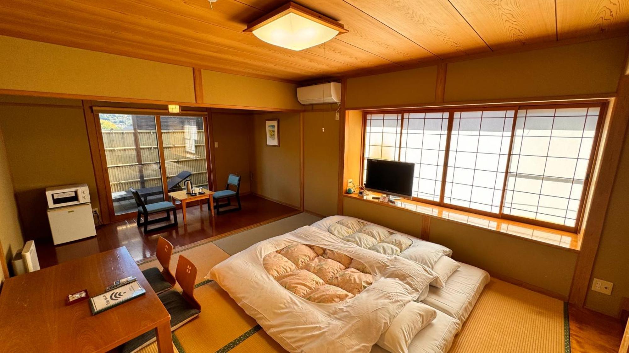 Ryokan Yamanami Юфу Екстериор снимка